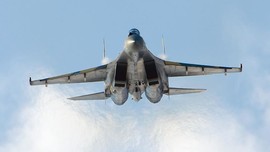 Jet Su-35 Rusia Cegat Pesawat AS di Tengah Pandemi Corona