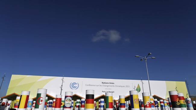 Desakan mengenai perubahan iklim sebenarnya sudah cukup lama dirasakan oleh PBB. UNFCCC sendiri lahir dari desakan publik internasional.