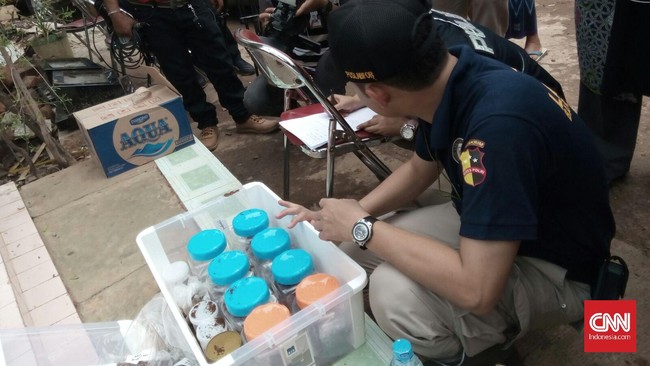 Autopsi yang dilakukan untuk membandingkan obat yang ada di dalam tubuh jenazah balita dengan obat yang diberikan rumah sakit pada penyidik.