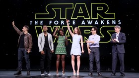 J.J. Abrams Tak Segan Tegur Akting Aktornya