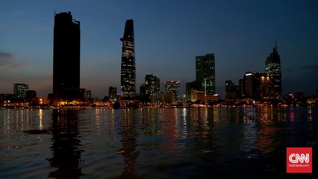 Tua Muda Kota Saigon