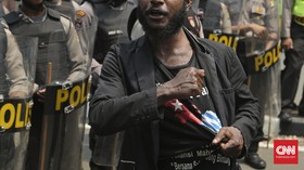 Luhut Sebut Demo Warga Papua di Jakarta Tak Berizin