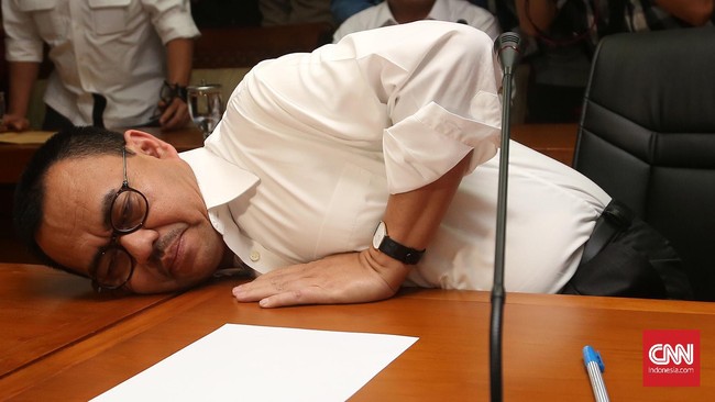Menteri ESDM Sudirman Said jadi saksi pertama yang dimintai keterangan Mahkamah Kehormatan Dewan DPR yang memeriksa perkara Setya Novanto.