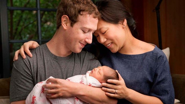 Tidak dengan kamera saku atau ponsel, Mark Zuckerberg ingin merekam pertumbuhan anaknya dengan perangkat Virtual Reality (VR).