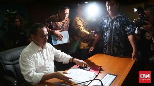 Ramai berita soal sidang di Mahkamah Kehormatan Dewan (MKD) memunculkan ide lucu soal pertanyaan dalam tagar #PertanyaanMKD