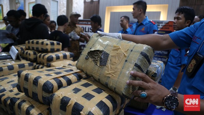 Pramono Anung mengatakan, pemangkasan izin dilakukan agar informasi inspeksi mendadak tidak bocor ke pihak yang tidak bertanggung jawab.