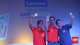 Riset: Pria di Atas 30 Tahun Lebih Doyan Selfie