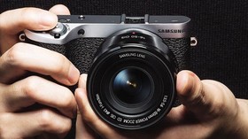 Nikon Akuisisi Bisnis Kamera Samsung?
