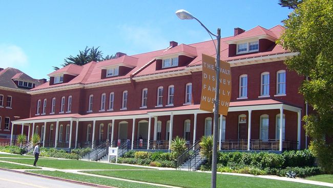 Di The Walt Disney Family Museum pengunjung dapat merasakan kehidupan, keberhasilan, kekecewaan, serta optimisme Walt Disney.