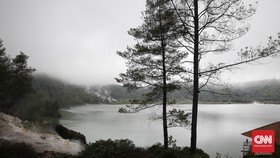 Menyepi di Danau Linow Tomohon