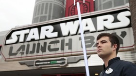 Jadi Darth Vader Sehari di Disney's Hollywood Studios