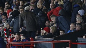 Van Gaal Tak Pahami Cemoohan Suporter Manchester United