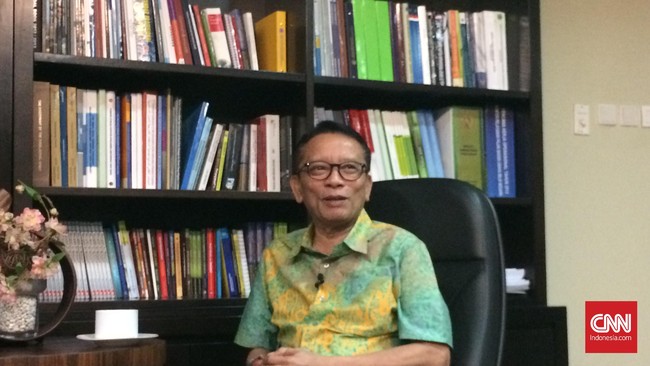 Ken Dwijugiasteadi menyebut dirinya prajurit yang harus selalu siap memenuhi tugas yang diberikan atasannya, yaitu Menkeu Bambang P.S. Brodjonegoro.