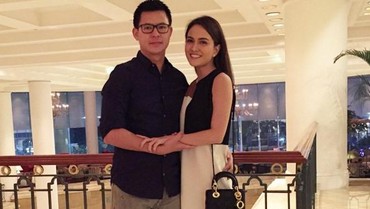 img-title 10 Tahun Menikah, Shandy Aulia dan Suami Cerai?