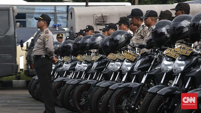 Di Tangerang Selatan ada 2.254 tempat pemungutan suara yang tersebar di 54 kelurahan yang ada. Warga Tangsel