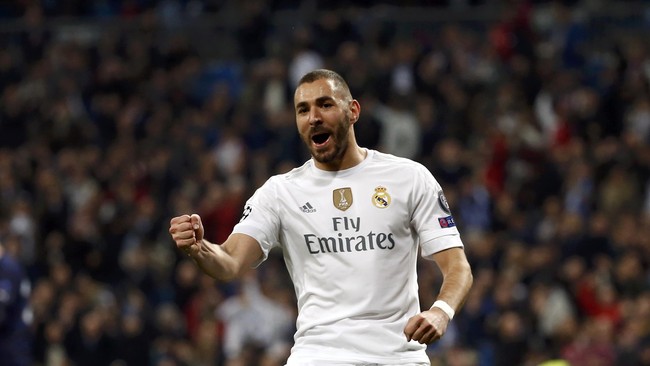 Valencia mendapatkan gol penyama kedudukan jelang turun minum setelah terus menerus menekan lini pertahanan Real Madrid.