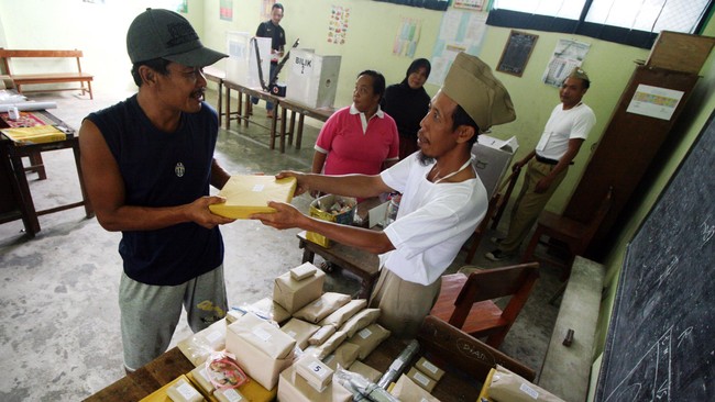 Beragam Polah di Pilkada Serentak