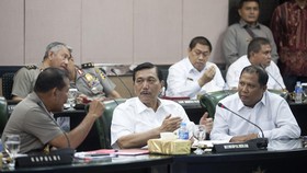 Luhut Minta Tak Ada Spekulasi soal Revisi UU KPK