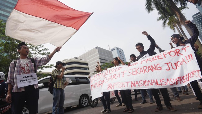 Aksi oleh Front Nasionalisasi Freeport (FNF) kali ini ditujukan untuk mematahkan anggapan kasus Freeport yang kerap dinilai hanya persoalan elit politik.