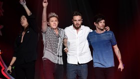 Simon Cowell Beri Isyarat tentang Akhir One Direction