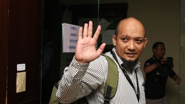 Kepala Divisi Humas Mabes Polri, Irjen Polisi Anton CH, mengatakan bahwa bukti terkait kasus Novel Baswedan sudah lengkap, baik secara formal atau material.