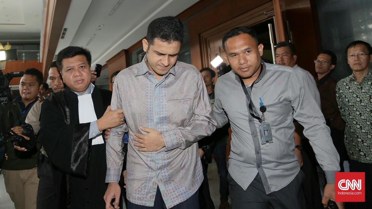 Meringis Nazar di Sidang Perdana