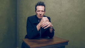 Mantan Istri Scott Weiland Meminta Bagian Warisan