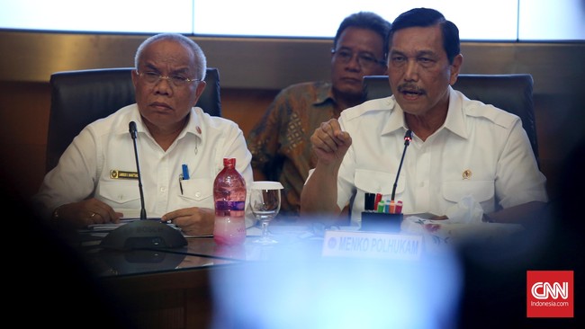Menteri Koordinator bidang Politik Hukum dan Keamanan Luhut Binsar Pandjaitan mengaku baru mengetahui gugatan PPP kubu Djan Faridz.