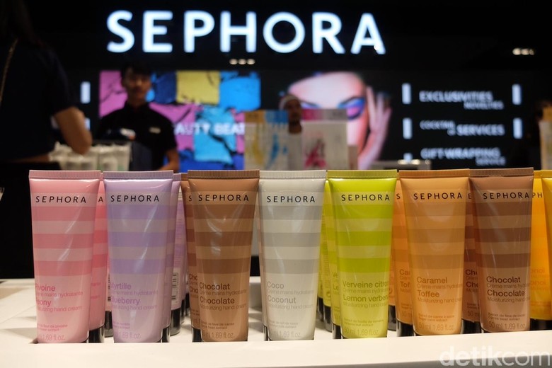Sephora Pecat Ribuan Karyawan Paruh Waktu Via Telepon Akibat Virus Corona Halloindo