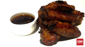 Salah Kaprah Cara Makan Sayap Ayam