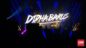 Alunan Dubstep '90-an ala DJ Dipha Barus di DWP 2015