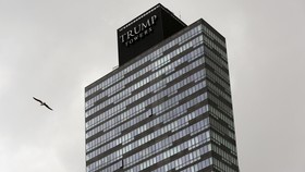 Kecam Komentar Anti-Islam, Anonymous Retas Situs Trump Towers