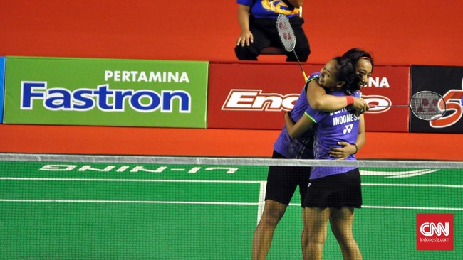 Sukses mengatasi ketegangan membuat ganda putri yang baru dipasangkan pada November lalu, Della Destiara/Rosyita Eka Putri, juara Kejurnas 2015.
