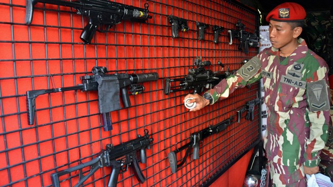 Keterlibatan KPK akan berpengaruh dalam mencari adanya kemungkinan komandan atau atasan Brigjen Teddy yang terlibat korupsi alutsista.