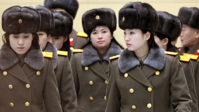Kim Jong Un mengutus personel girlband favoritnya, Moranbong, untuk menghadiri Olimpiade Musim Dingin di Pyeongchang, Korea Selatan.