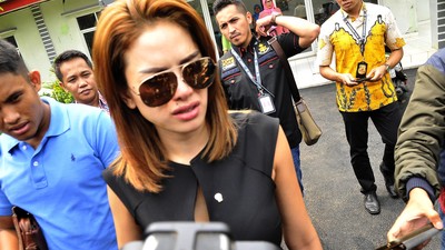 Bareskrim Tangkap Pengunggah Foto Jokowi dan Nikita Mirzani