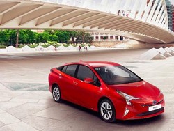 Pria Tewas Tertimpa Mobil yang Akan Dia Curi Onderdilnya