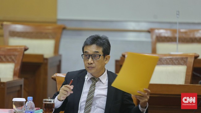 Direktur KPK Sujanarko menyatakan perang terbuka terhadap Kepala BKN Bima Haria terkait pelaksanaan TWK.