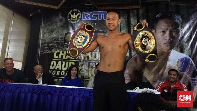 Kondisi fisik prima dan berlatih bersama mantan pelatih Chris John diyakini Daud Yordan akan membuat dirinya memenangi laga lawan Yoshitaka Kato.