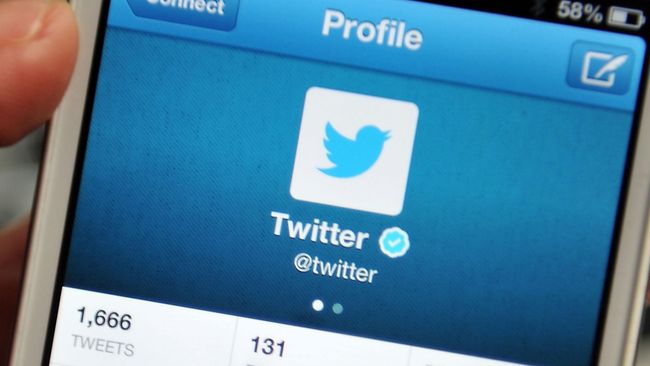 Twitter Munculkan Lagi Kicauan Politikus yang Dihapus Twitter merangkul dua organisasi pendukung transparansi dalam politik untuk memunculkan kembali kicauan politikus atau pejabat publik yang telah dihapus.