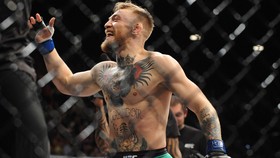Conor McGregor Tuntaskan Balas Dendam pada Diaz
