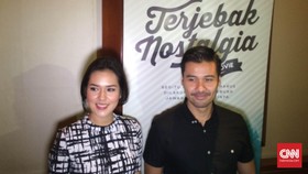 Raisa Malu-malu Menatap Wajah Chicco Jerikho