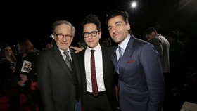 'George Lucas Sangat Pendiam, J.J. Abrams Lebih Cerewet'
