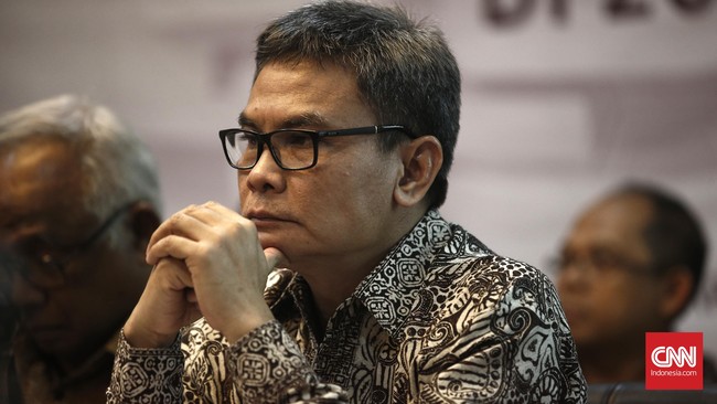 Meski telah menunjuk Johan Budi sebagai juru bicara, Jokowi memastikan tetap akan berupaya untuk berkomunikasi langsung dengan publik dan media.
