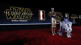 'Star Wars' Mendapatkan Ucapan Selamat dari 'T-Rex'