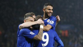 Ranieri Tegaskan Leicester Bukan Hanya Mahrez dan Vardy