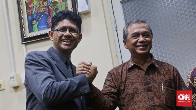 Sebanyak 10 orang capim KPK yang dianggap layak akan diputuskan malam ini untuk dibawa ke rapat paripurna DPR besok.