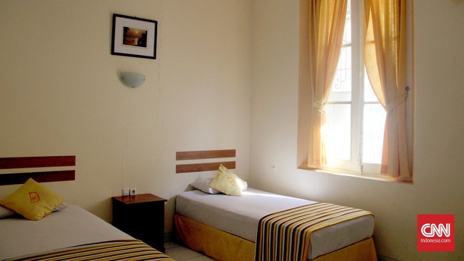 Menapak Sejarah di Hotel Kuno