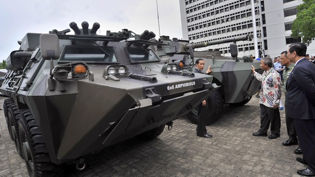 Direktur Imparsial Al Araf menilai kasus korupsi yang menjerat sektor tersebut sering kali tidak dilirik oleh KPK.