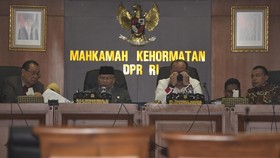 MKD DPR Tak Akan Beri Bantuan Hukum untuk Ivan Haz
